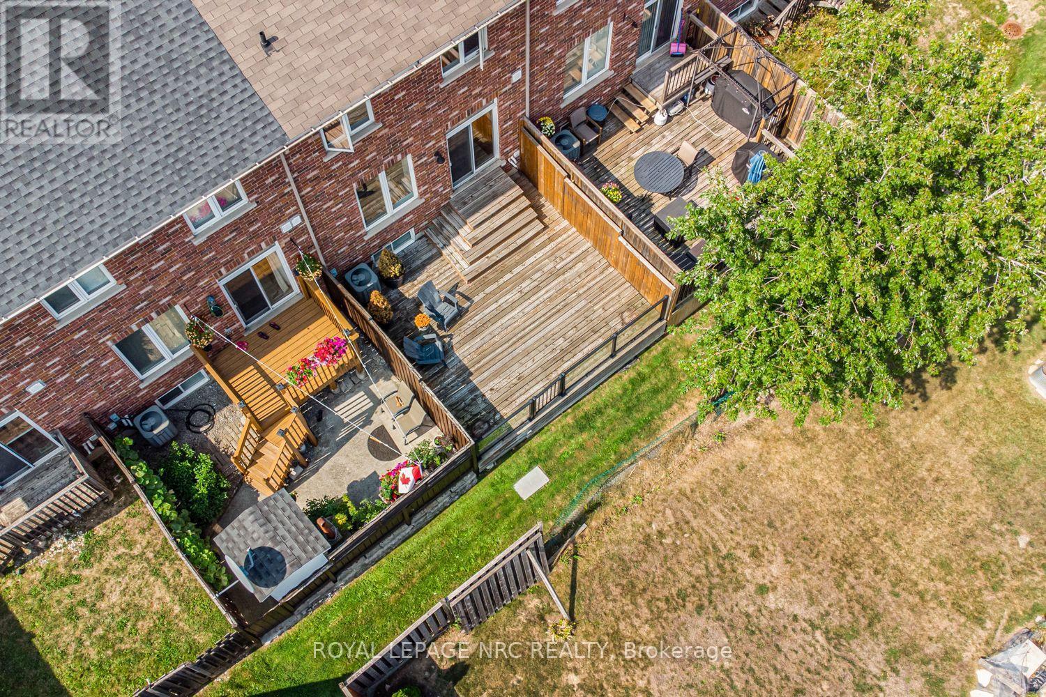 












22 - 45 SEABREEZE CRESCENT

,
Hamilton,




Ontario
L8E0G1

