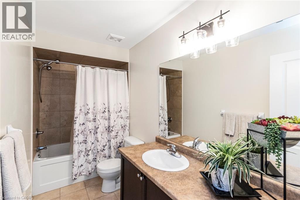 












45 SEABREEZE Crescent Unit# 22

,
Stoney Creek,




Ontario
L8E0G1

