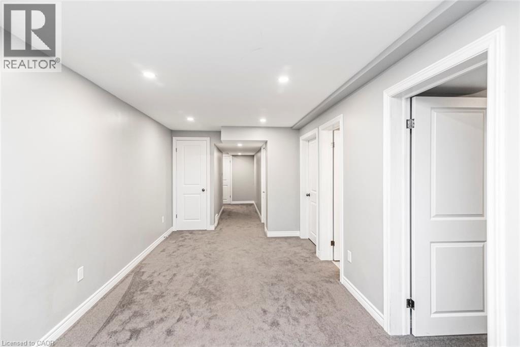 












45 SEABREEZE Crescent Unit# 22

,
Stoney Creek,




Ontario
L8E0G1

