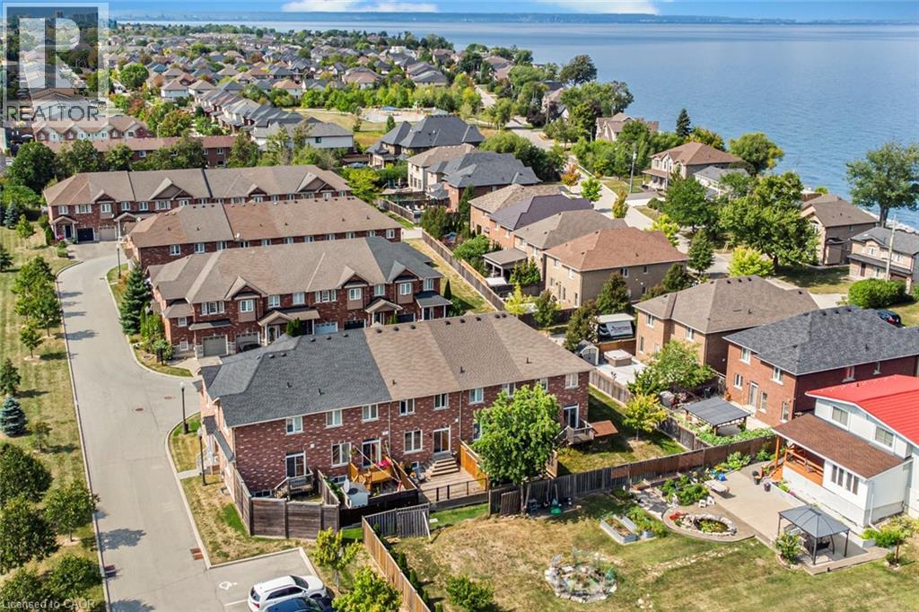 












45 SEABREEZE Crescent Unit# 22

,
Stoney Creek,




Ontario
L8E0G1

