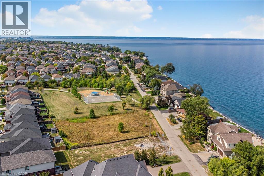 












45 SEABREEZE Crescent Unit# 22

,
Stoney Creek,




Ontario
L8E0G1

