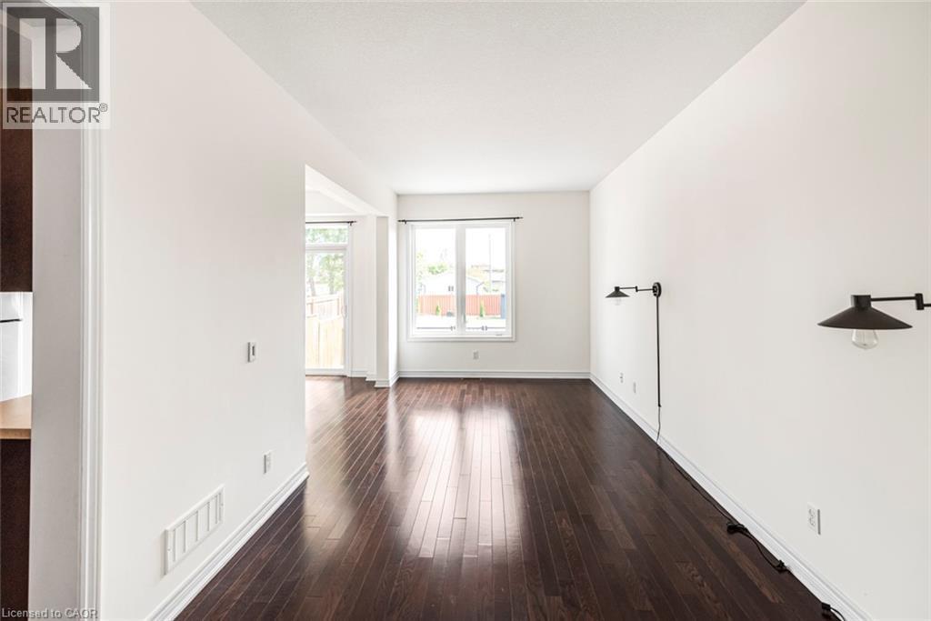 












45 SEABREEZE Crescent Unit# 22

,
Stoney Creek,




Ontario
L8E0G1

