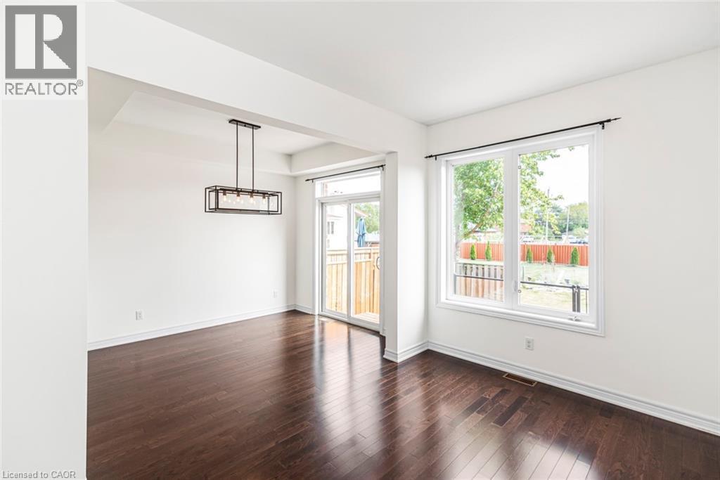 












45 SEABREEZE Crescent Unit# 22

,
Stoney Creek,




Ontario
L8E0G1

