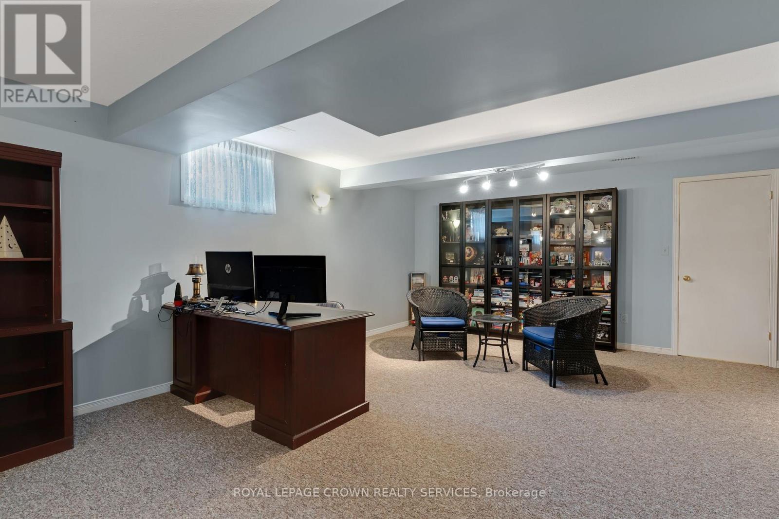 












15 ERIN COURT

,
Aylmer,




Ontario
N5H3G6

