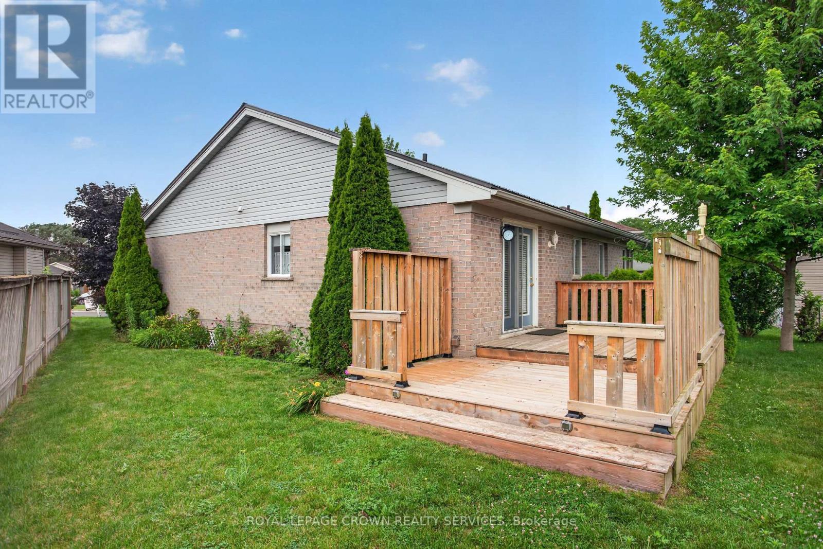 












15 ERIN COURT

,
Aylmer,




Ontario
N5H3G6

