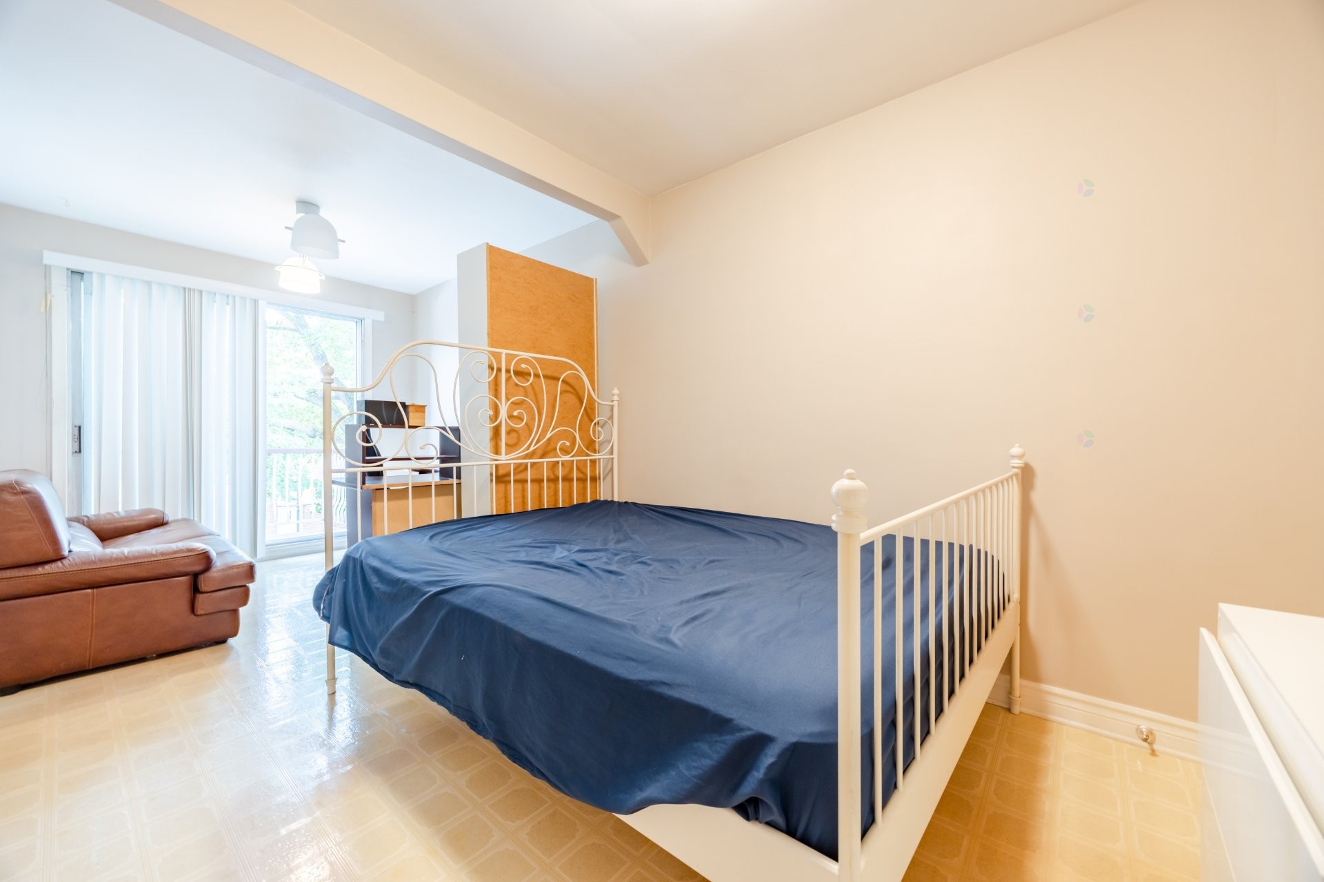 









7204


2e Avenue

, 2,
Montréal (Villeray/Saint-Michel/Parc-Extension),




QC
H2A3G7

