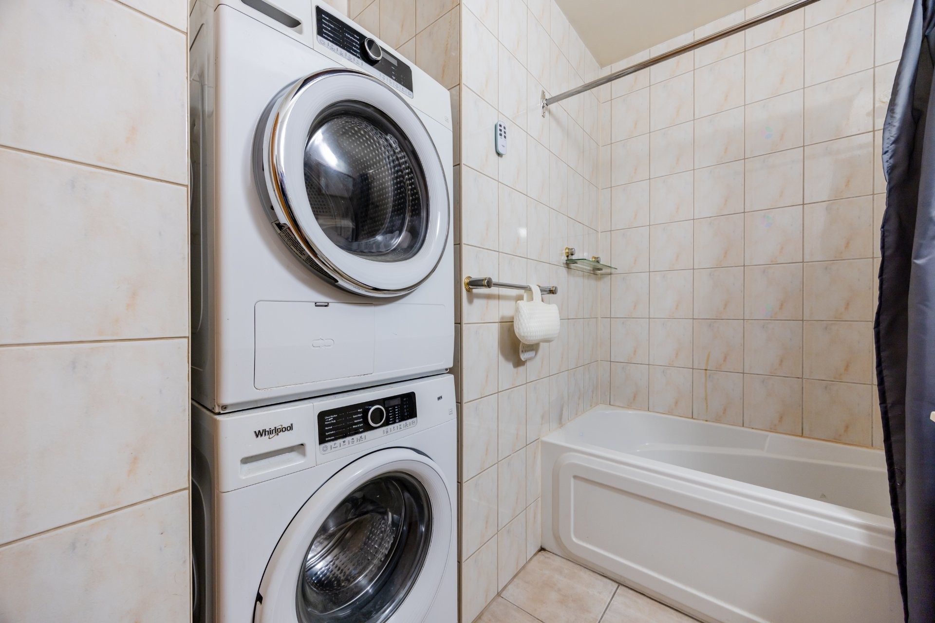 









7204


2e Avenue

, 2,
Montréal (Villeray/Saint-Michel/Parc-Extension),




QC
H2A3G7

