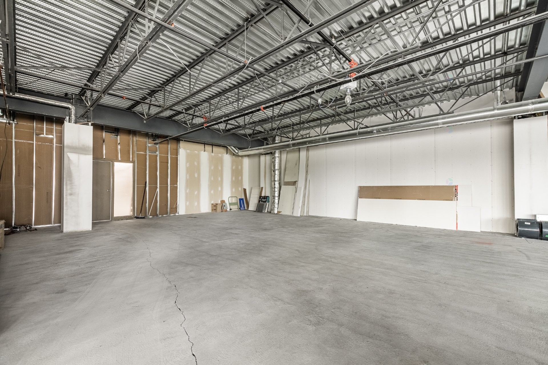 









1041


Boul. des Laurentides

, 204,
Laval (Pont-Viau),




QC
H7G2W2

