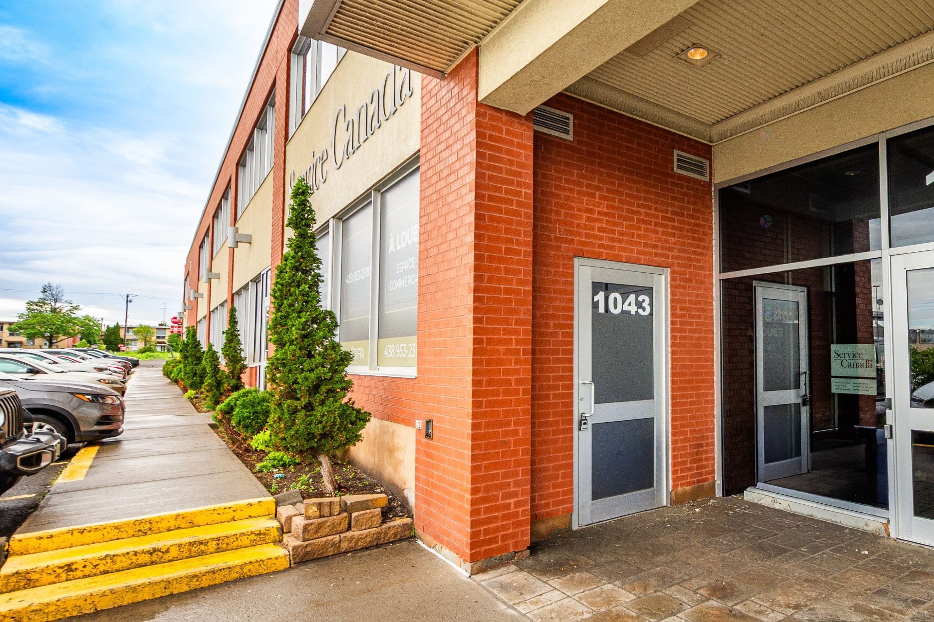 









1043


Boul. des Laurentides

,
Laval (Pont-Viau),




QC
H7G2W2

