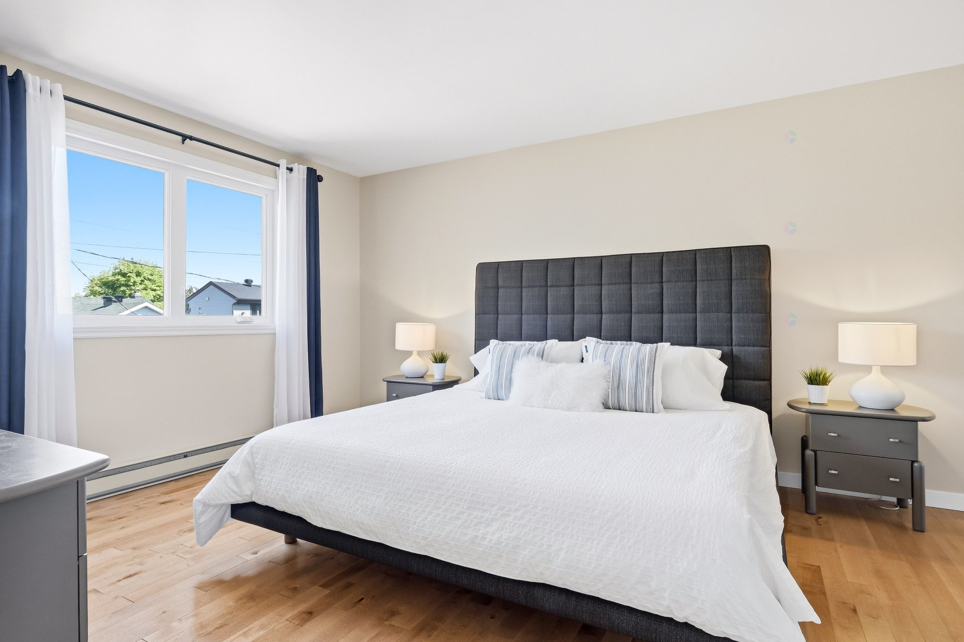 









1665


Rue Tahiti

,
Brossard,




QC
J4W3J5

