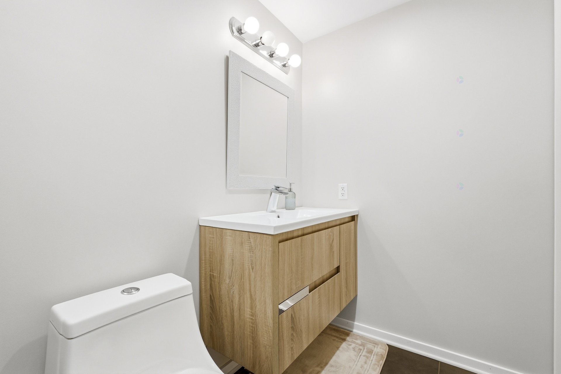 









1665


Rue Tahiti

,
Brossard,




QC
J4W3J5


