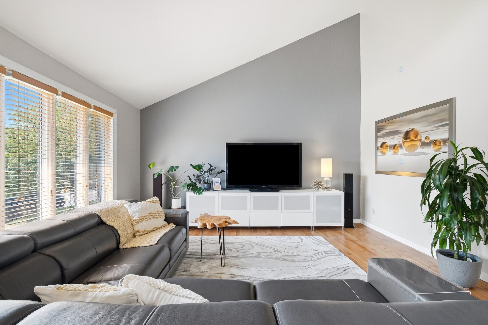 









1665


Rue Tahiti

,
Brossard,




QC
J4W3J5

