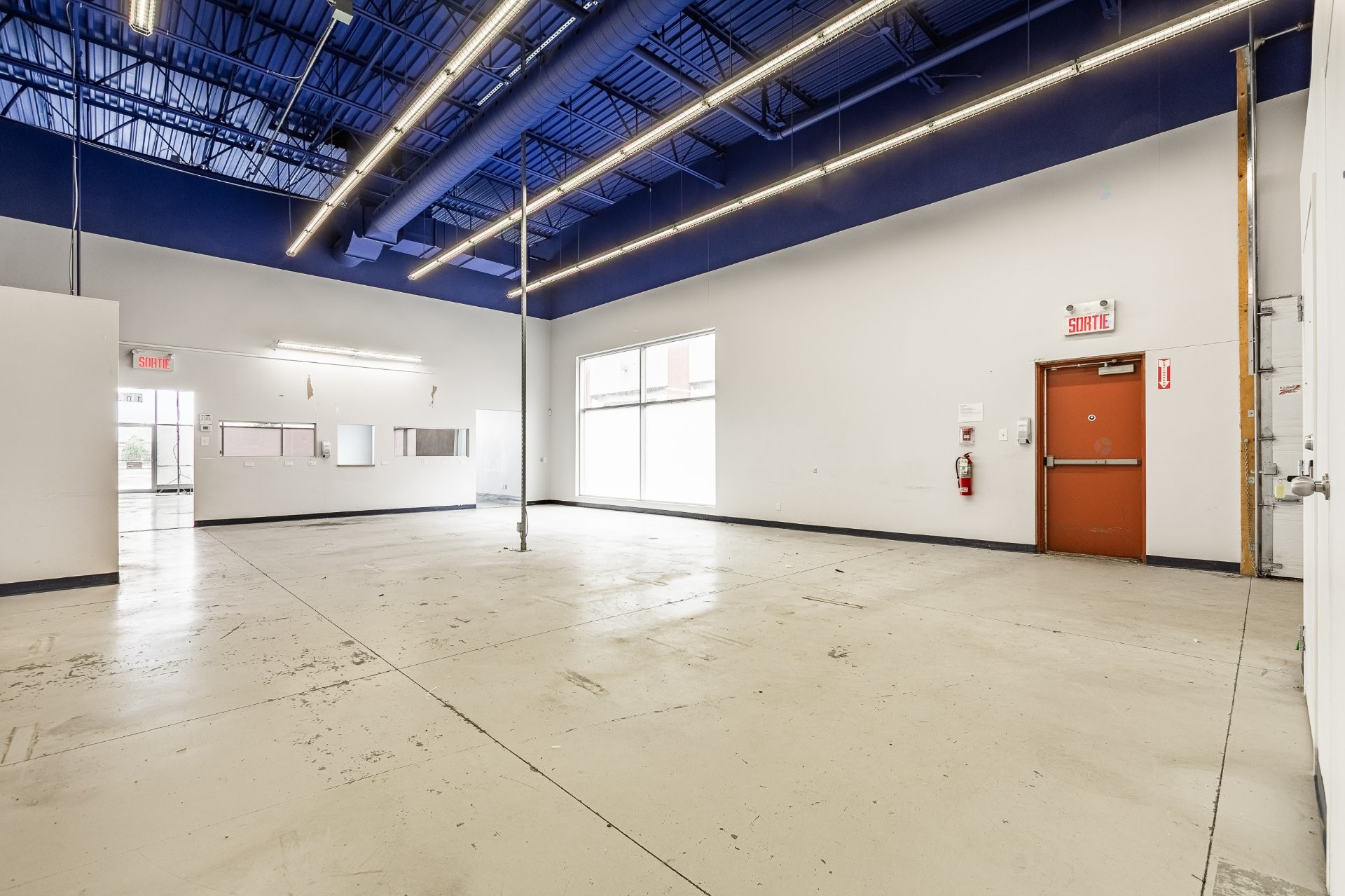 









1037


Boul. des Laurentides

,
Laval (Pont-Viau),




QC
H7G2W2

