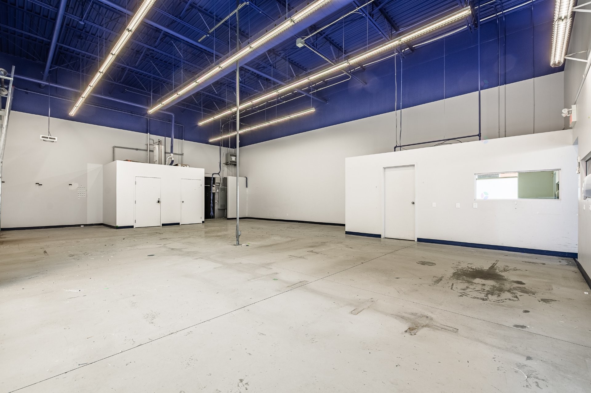 









1037


Boul. des Laurentides

,
Laval (Pont-Viau),




QC
H7G2W2

