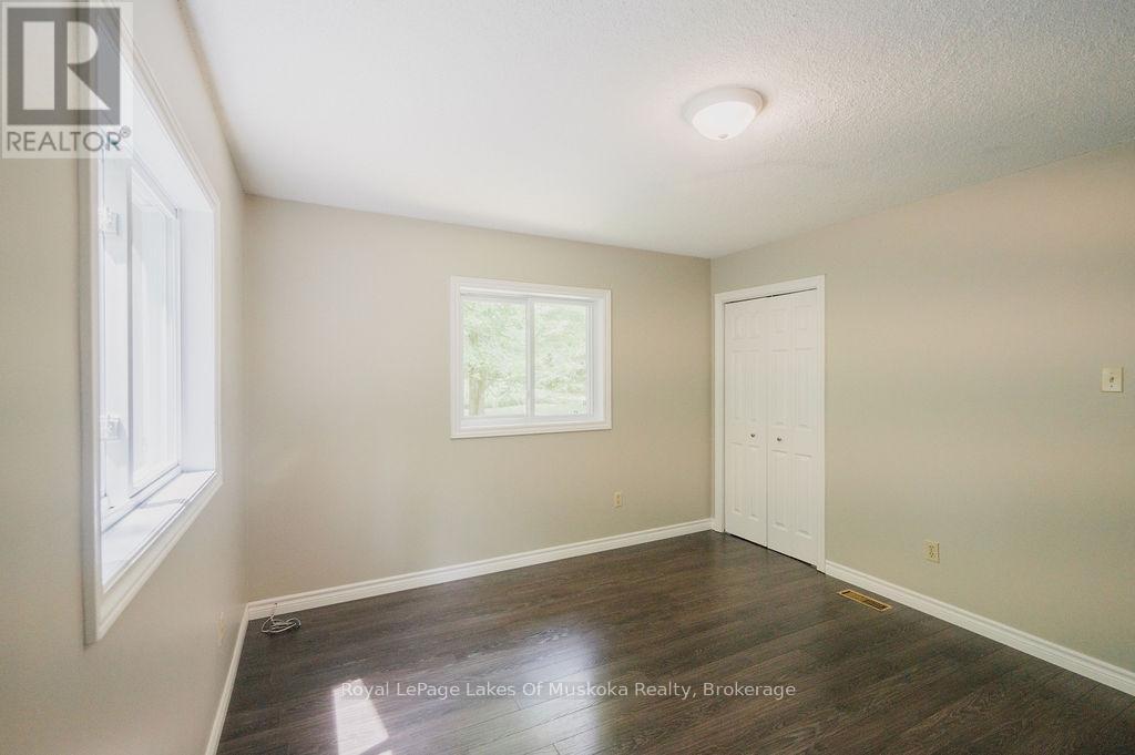 












12 MURRAY STREET

,
Sundridge,




Ontario
P0A1Z0

