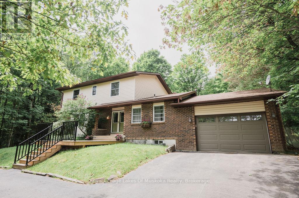 












12 MURRAY STREET

,
Sundridge,




Ontario
P0A1Z0

