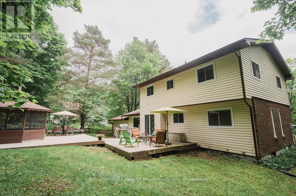












12 MURRAY STREET

,
Sundridge,




Ontario
P0A1Z0

