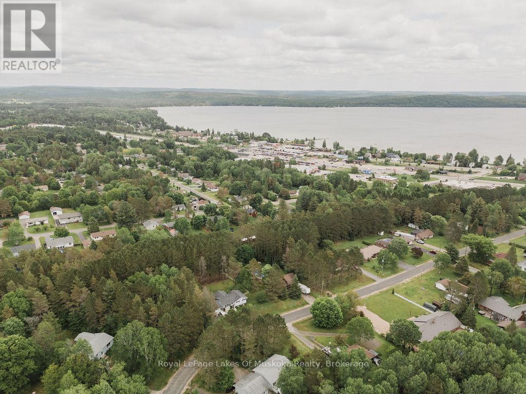 












12 MURRAY STREET

,
Sundridge,




Ontario
P0A1Z0

