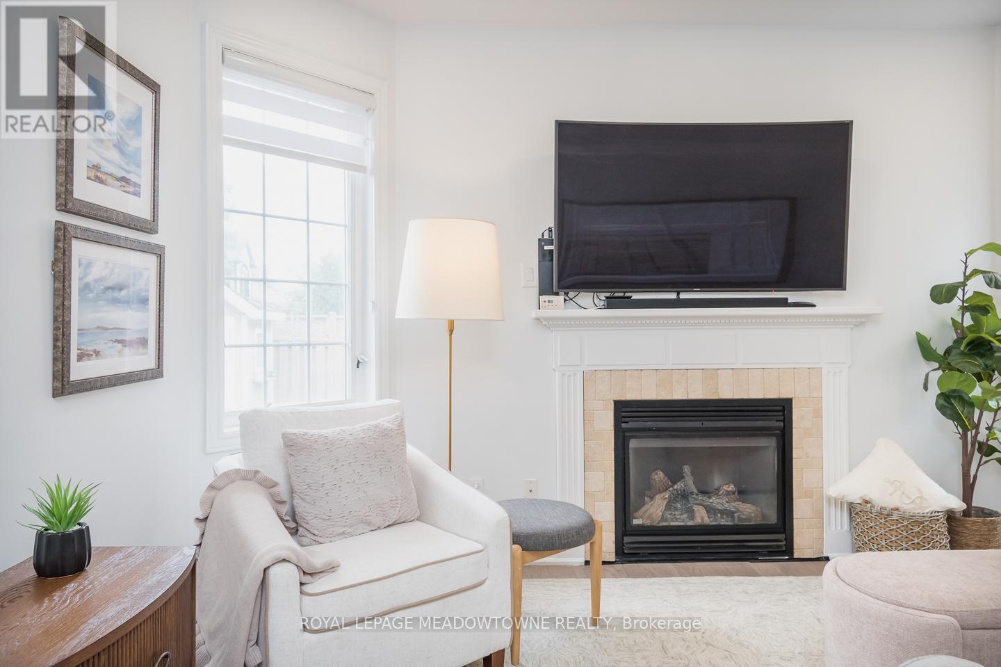 












1297 ROPER DRIVE

,
Milton,




Ontario
L9T6E5

