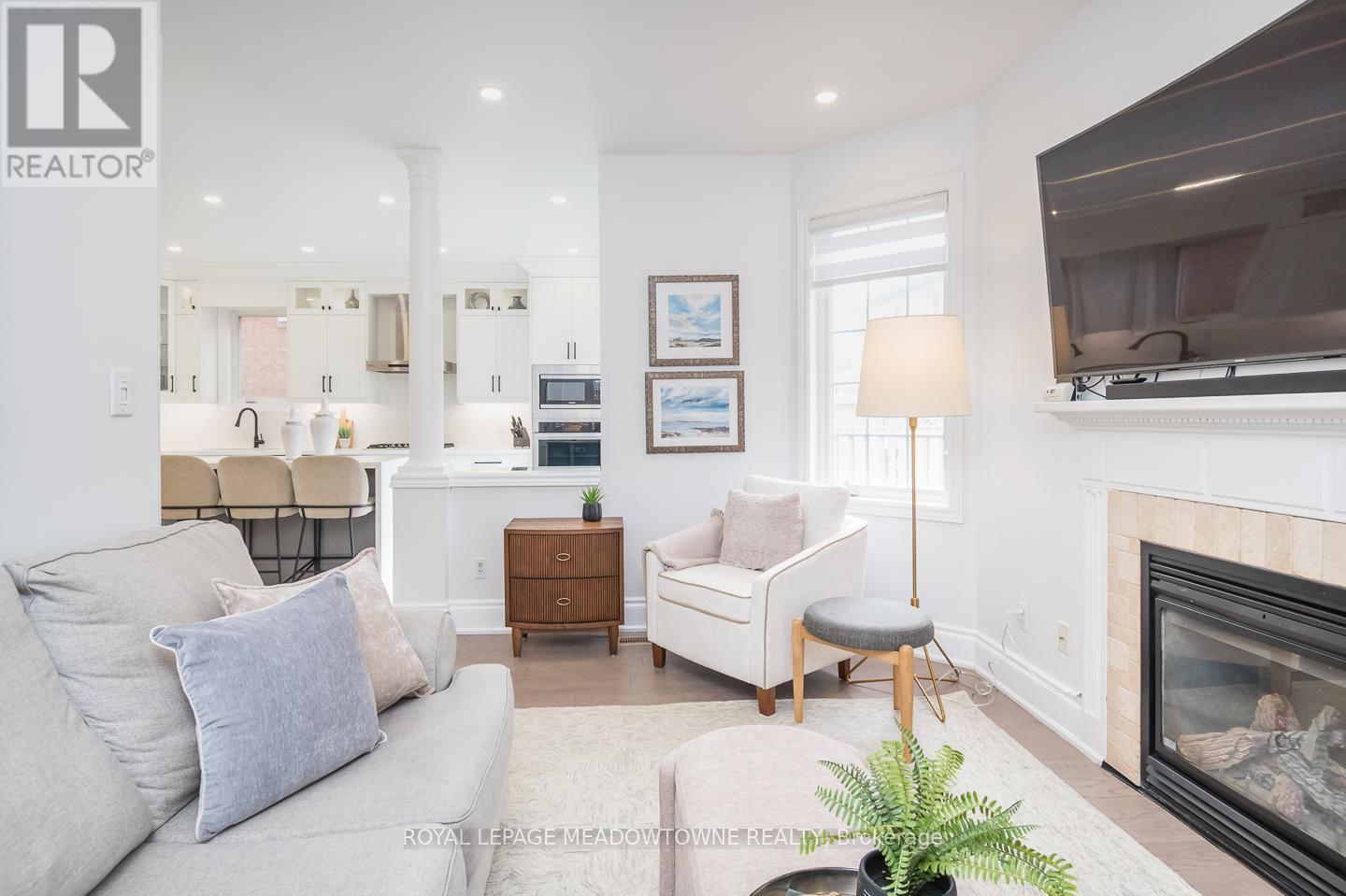 












1297 ROPER DRIVE

,
Milton,




Ontario
L9T6E5


