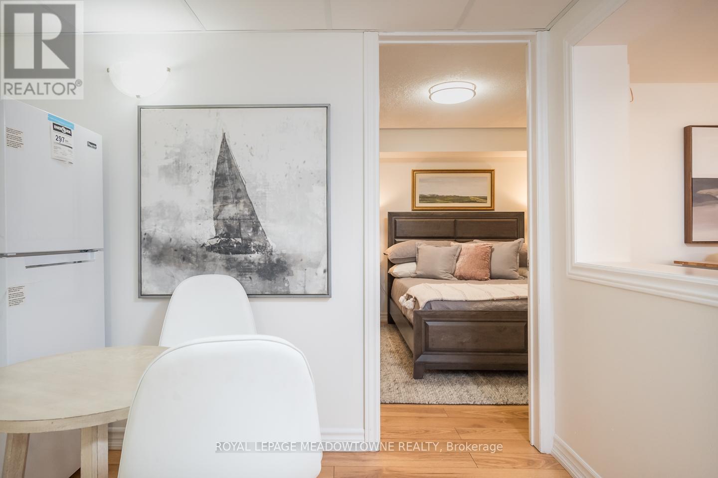 












1297 ROPER DRIVE

,
Milton,




Ontario
L9T6E5

