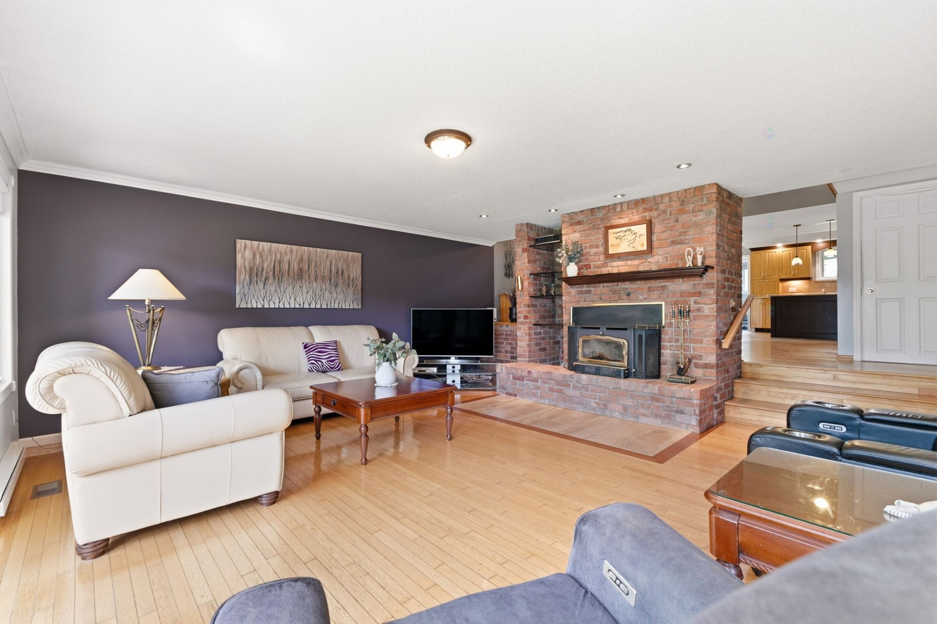 









46


Ch. de la Pépinière

,
Val-des-Monts,




QC
J8N5C4

