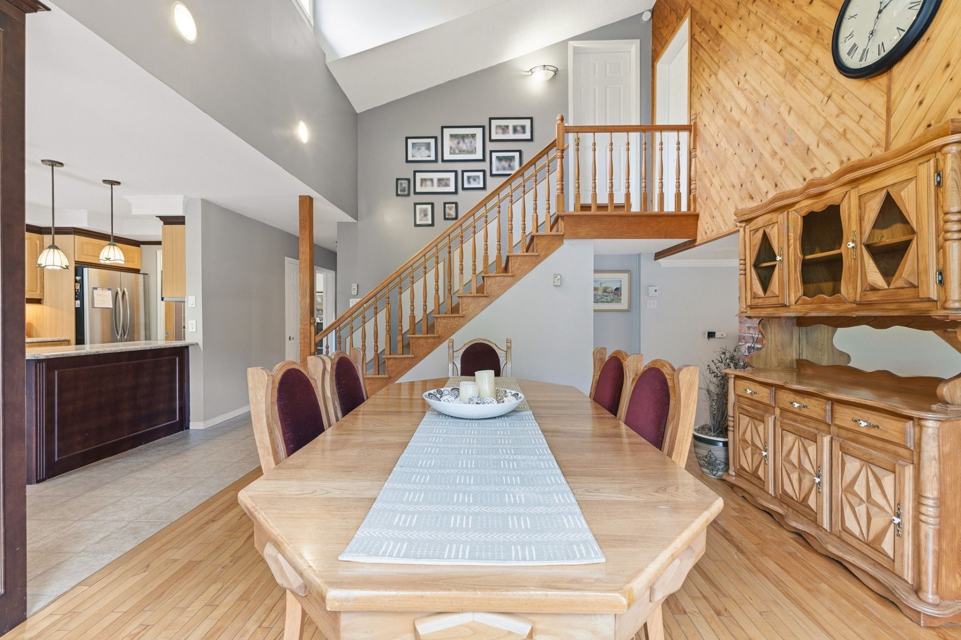 









46


Ch. de la Pépinière

,
Val-des-Monts,




QC
J8N5C4

