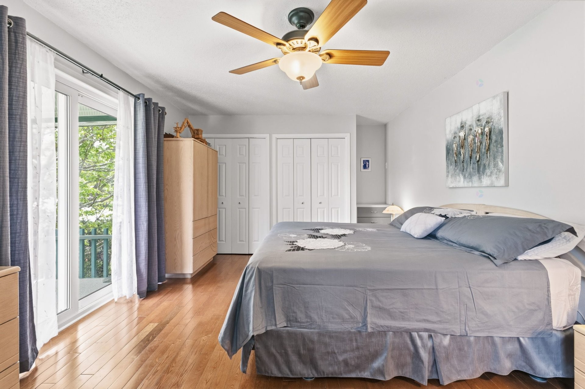 









46


Ch. de la Pépinière

,
Val-des-Monts,




QC
J8N5C4

