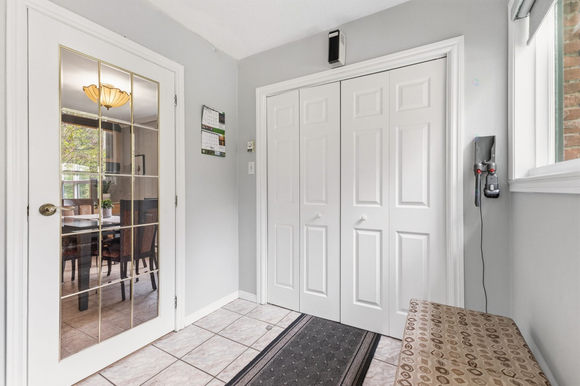 









46


Ch. de la Pépinière

,
Val-des-Monts,




QC
J8N5C4

