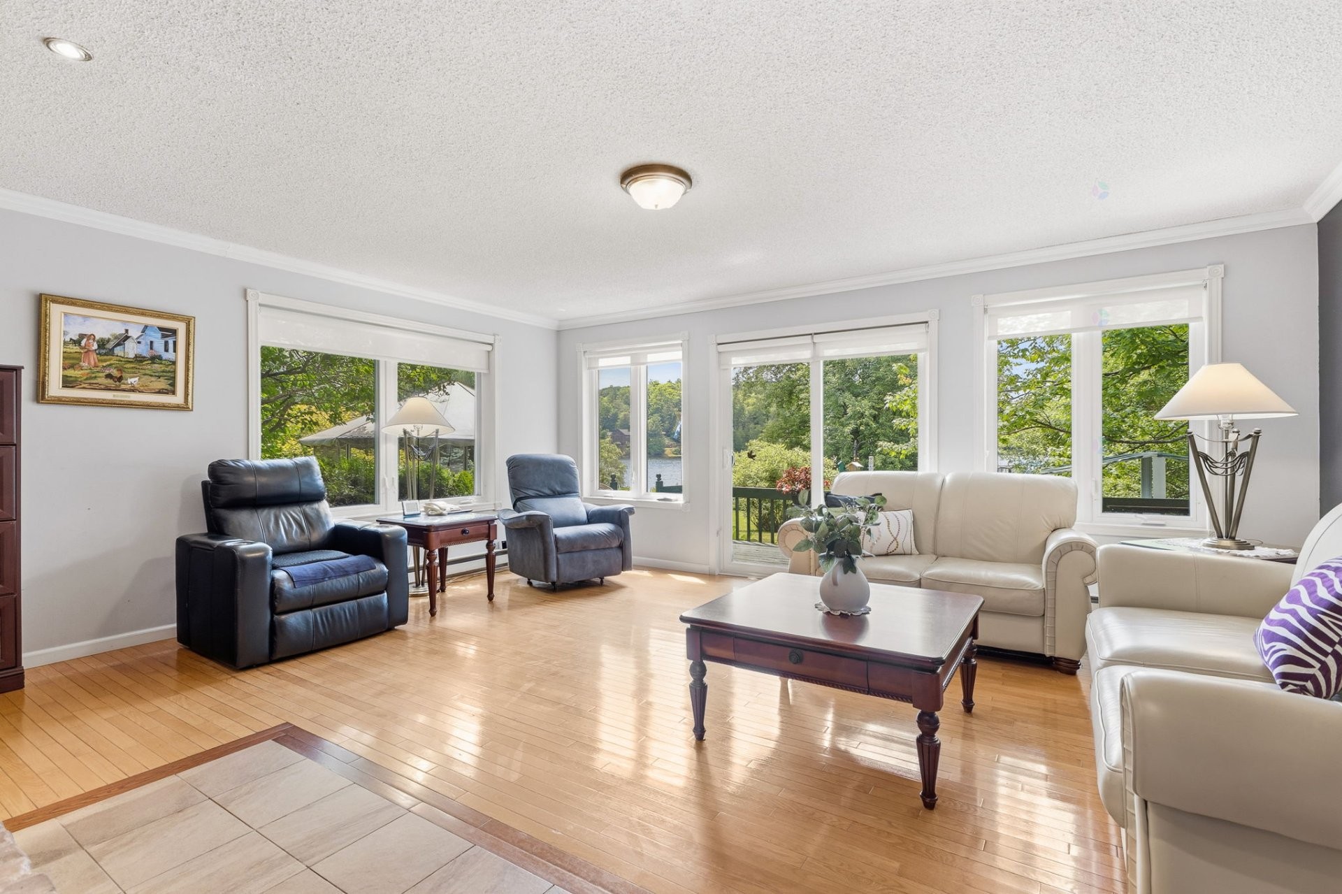 









46


Ch. de la Pépinière

,
Val-des-Monts,




QC
J8N5C4

