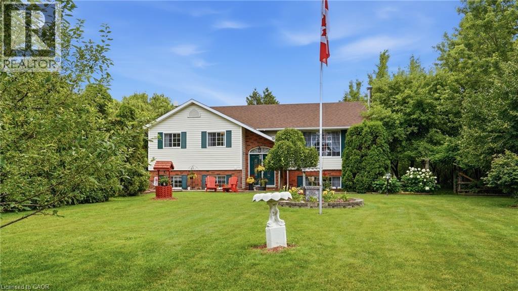 












7332 CANBOROUGH Road

,
Dunnville,




Ontario
N1A2W1

