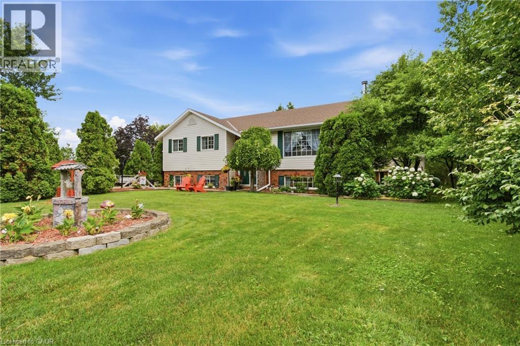 












7332 CANBOROUGH Road

,
Dunnville,




Ontario
N1A2W1

