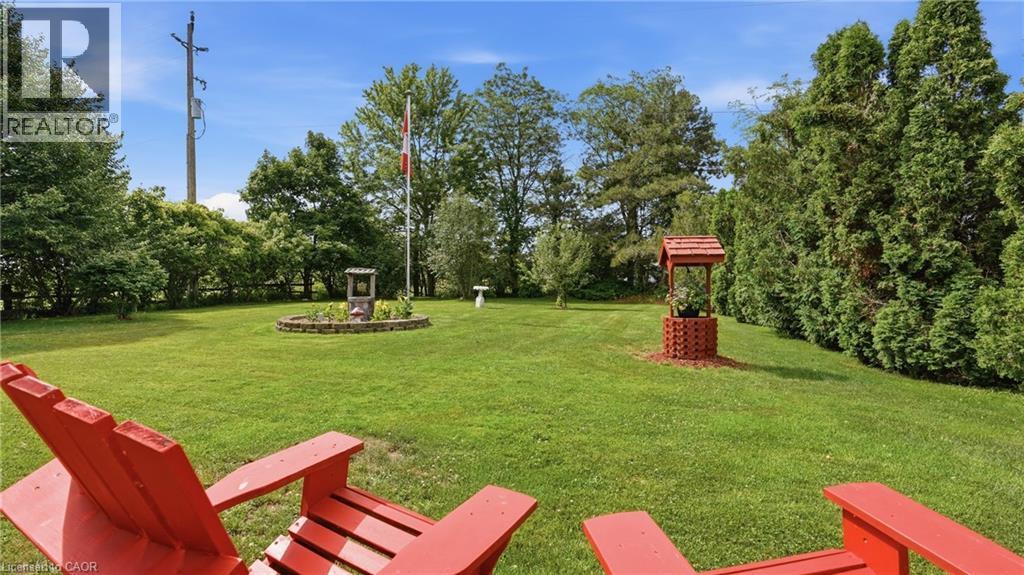 












7332 CANBOROUGH Road

,
Dunnville,




Ontario
N1A2W1

