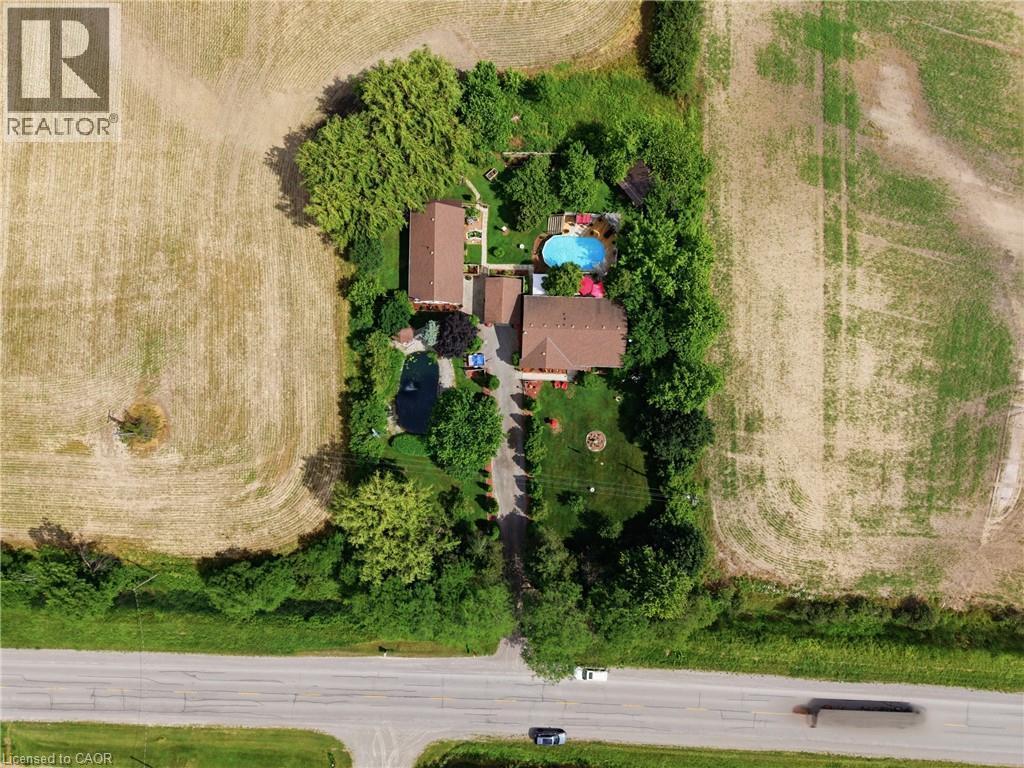 












7332 CANBOROUGH Road

,
Dunnville,




Ontario
N1A2W1

