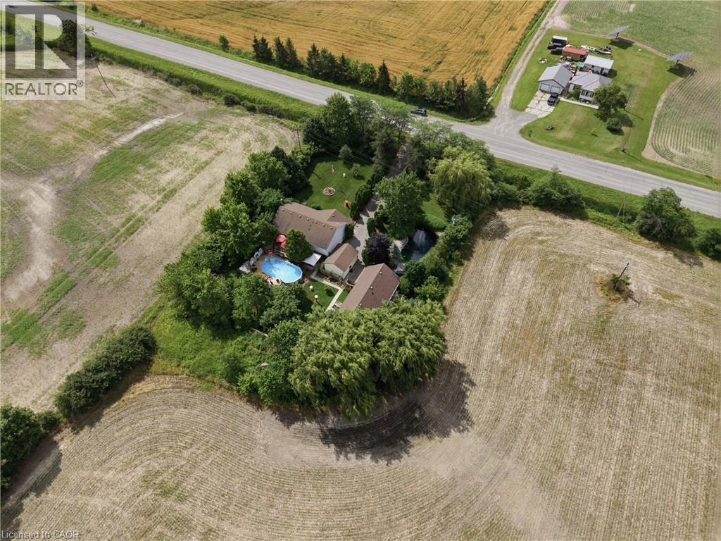 












7332 CANBOROUGH Road

,
Dunnville,




Ontario
N1A2W1

