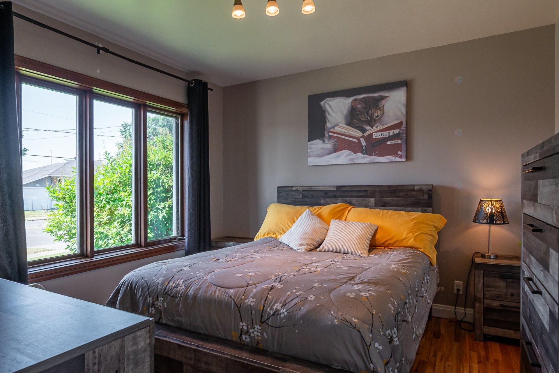 









1091


10e Avenue

,
Shawinigan,




QC
G9T1T6

