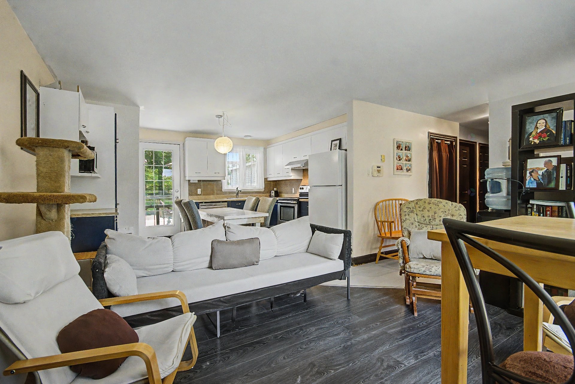 









1135


Rue Hart

,
Longueuil (Greenfield Park),




QC
J4V1J1

