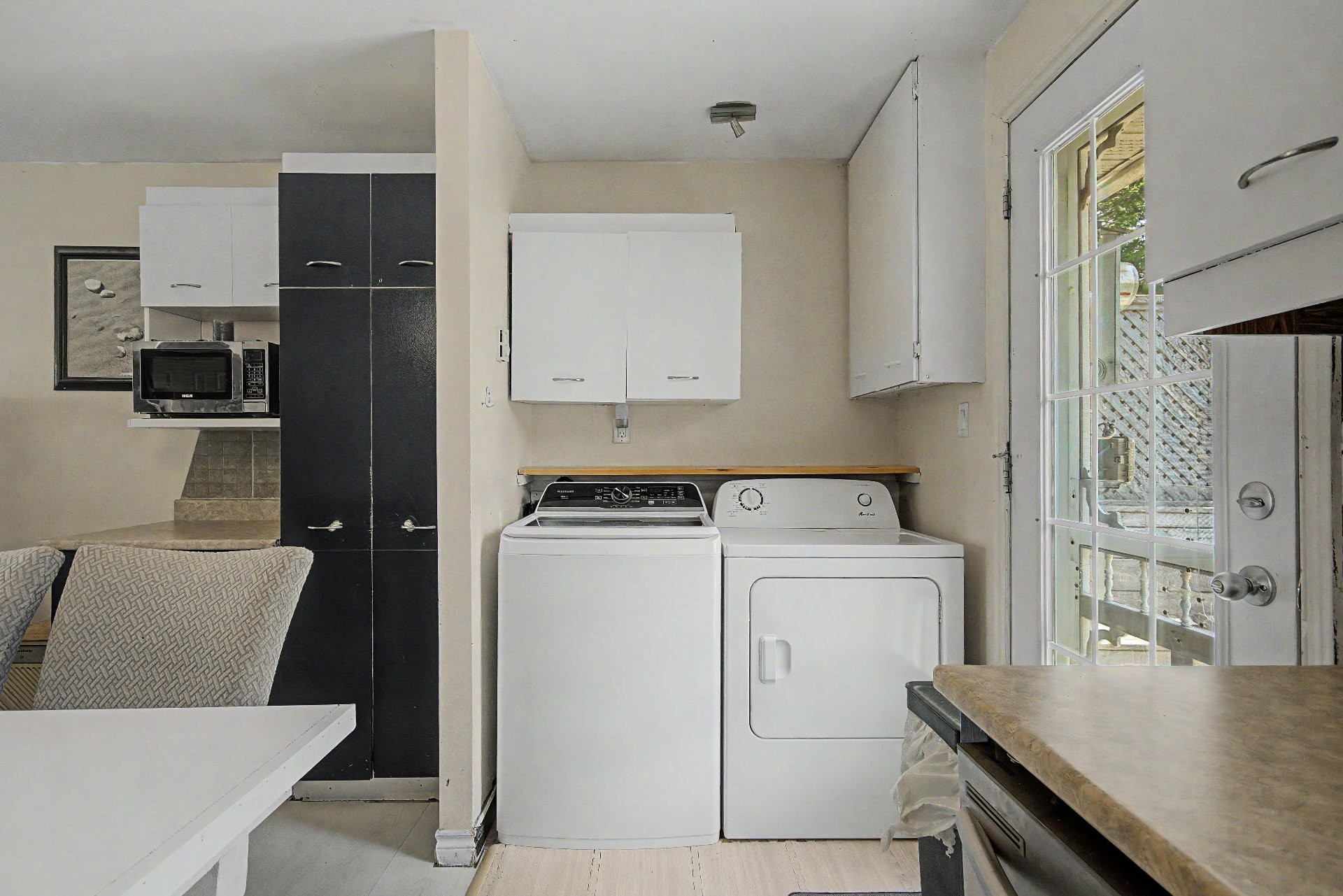 









1135


Rue Hart

,
Longueuil (Greenfield Park),




QC
J4V1J1

