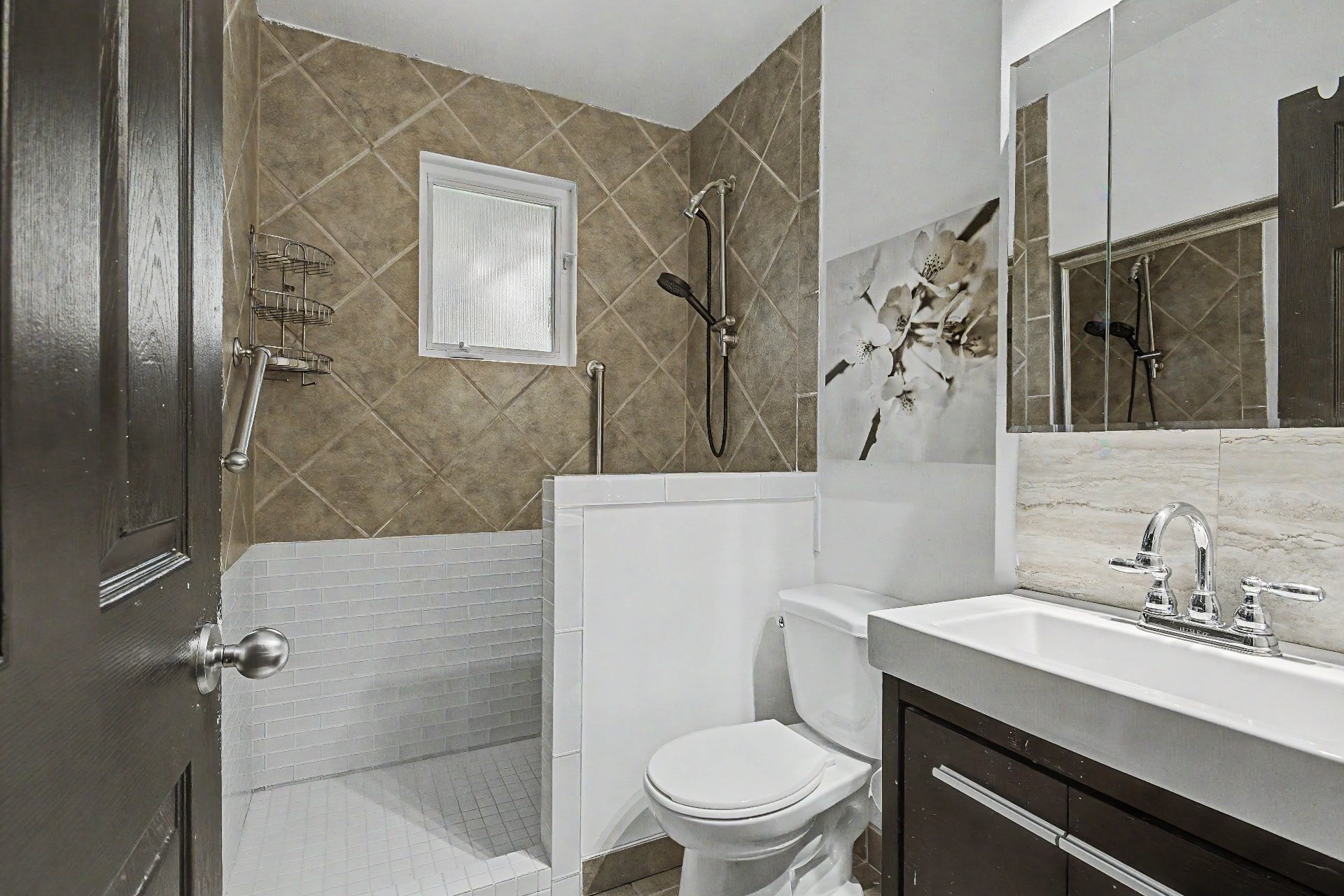 









1135


Rue Hart

,
Longueuil (Greenfield Park),




QC
J4V1J1

