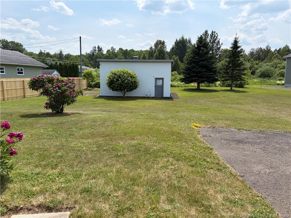 









464


Chaleur

,
Charlo,




NB
E8E 2G4

