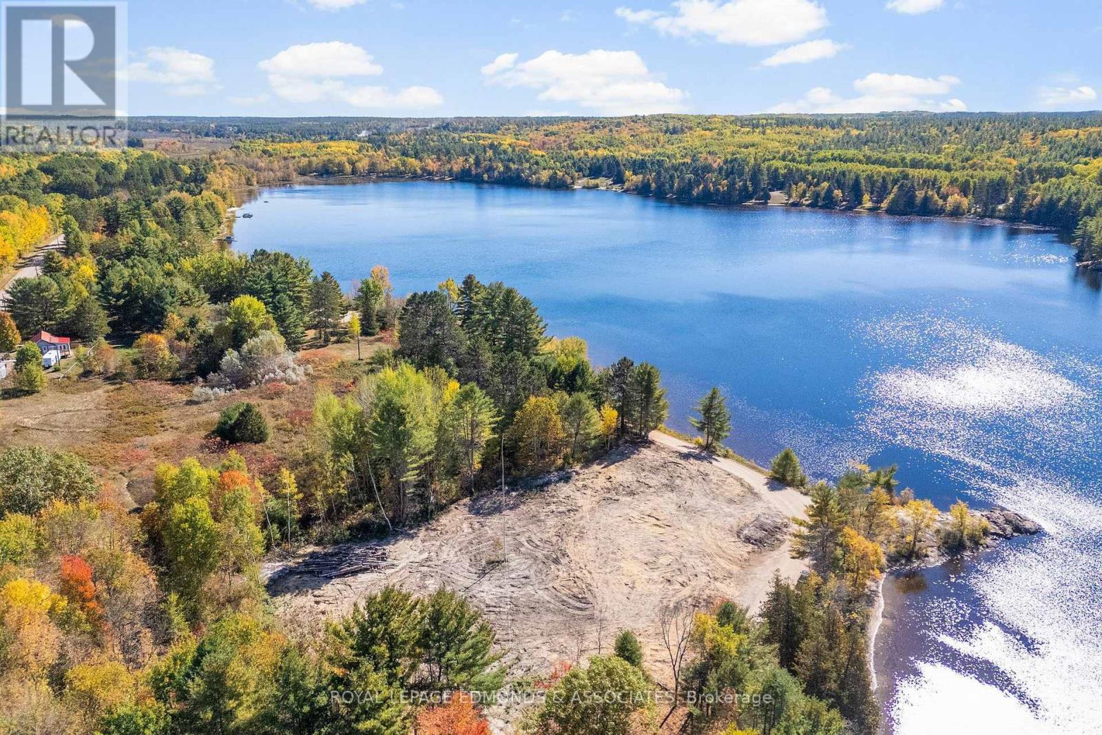 












LT 9 RANTZ ROAD

,
Petawawa,







Ontario
K8H2W8

