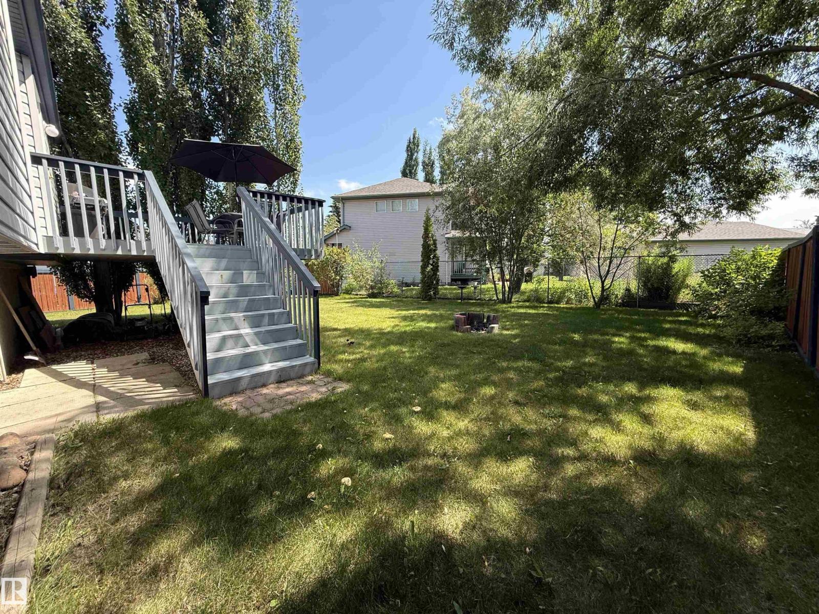 












25 Heatherglen CR

,
Spruce Grove,




Alberta
T7X3X4

