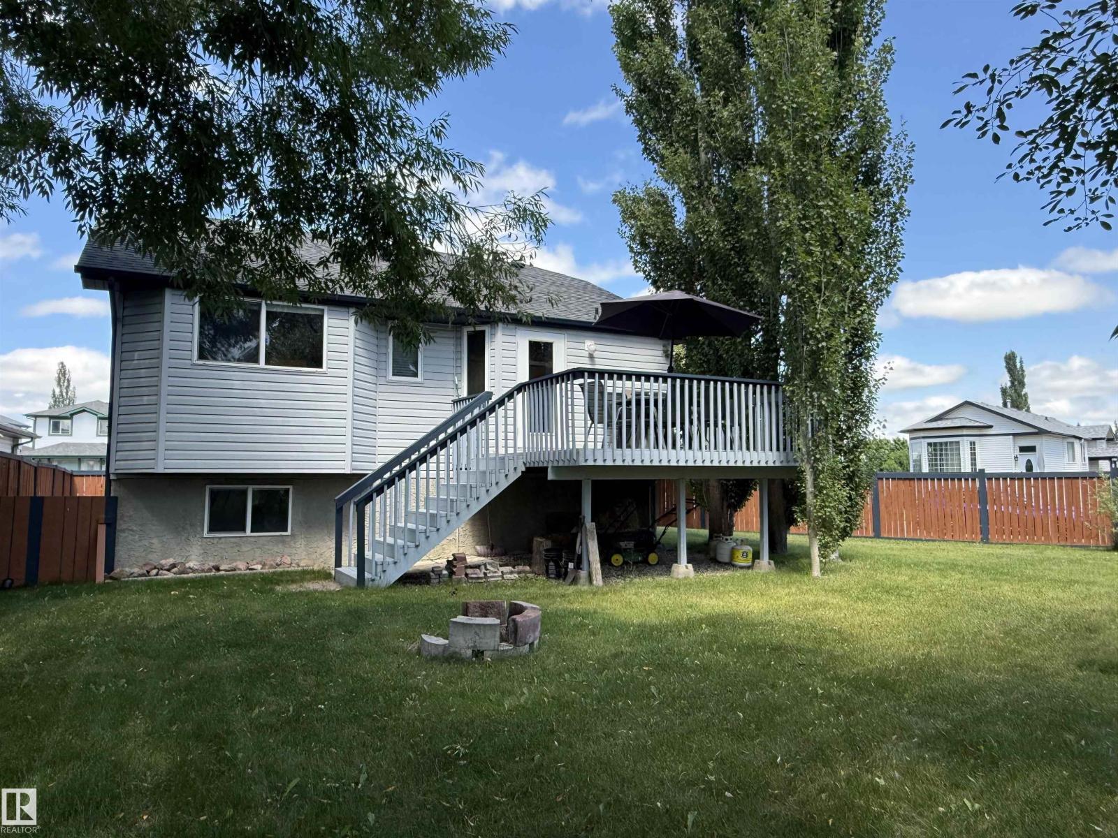 












25 Heatherglen CR

,
Spruce Grove,




Alberta
T7X3X4

