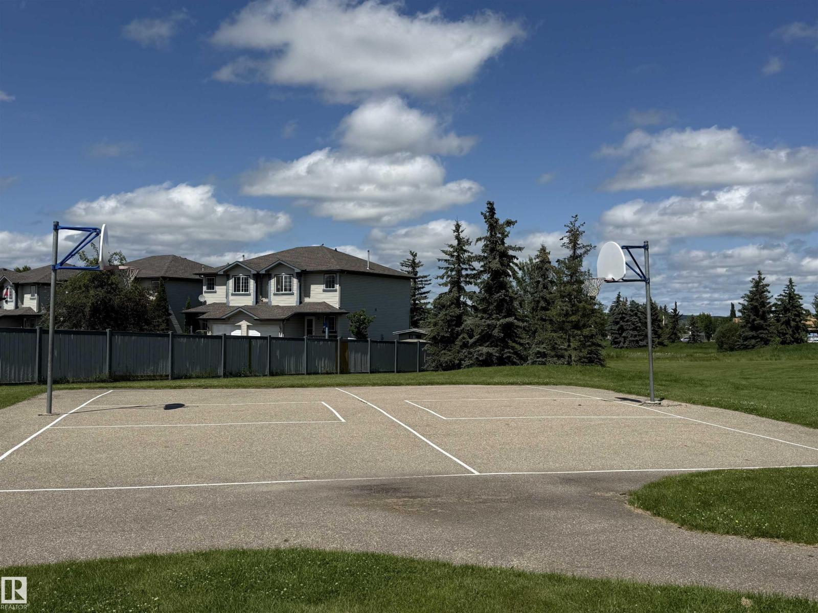 












25 Heatherglen CR

,
Spruce Grove,




Alberta
T7X3X4

