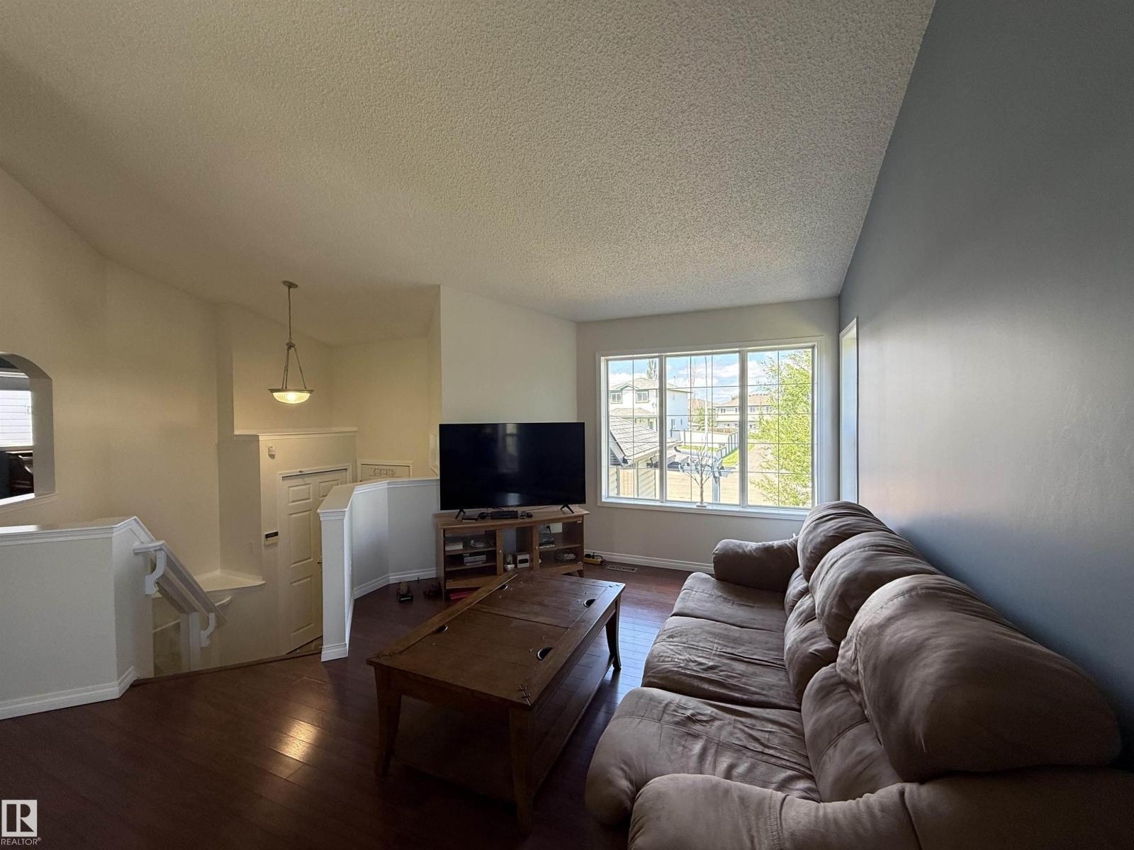 












25 Heatherglen CR

,
Spruce Grove,




Alberta
T7X3X4

