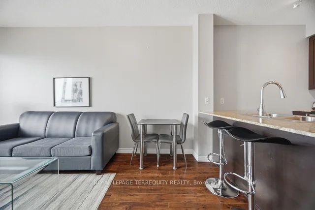 









4065


Brickstone

Mews, 3007,
Mississauga,




ON
L5B 0G3

