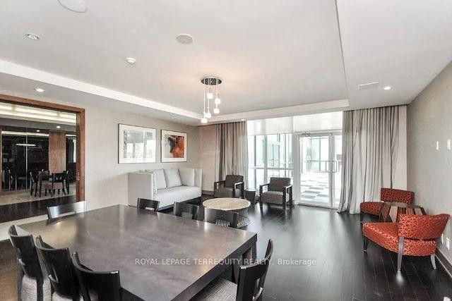 









4065


Brickstone

Mews, 3007,
Mississauga,




ON
L5B 0G3

