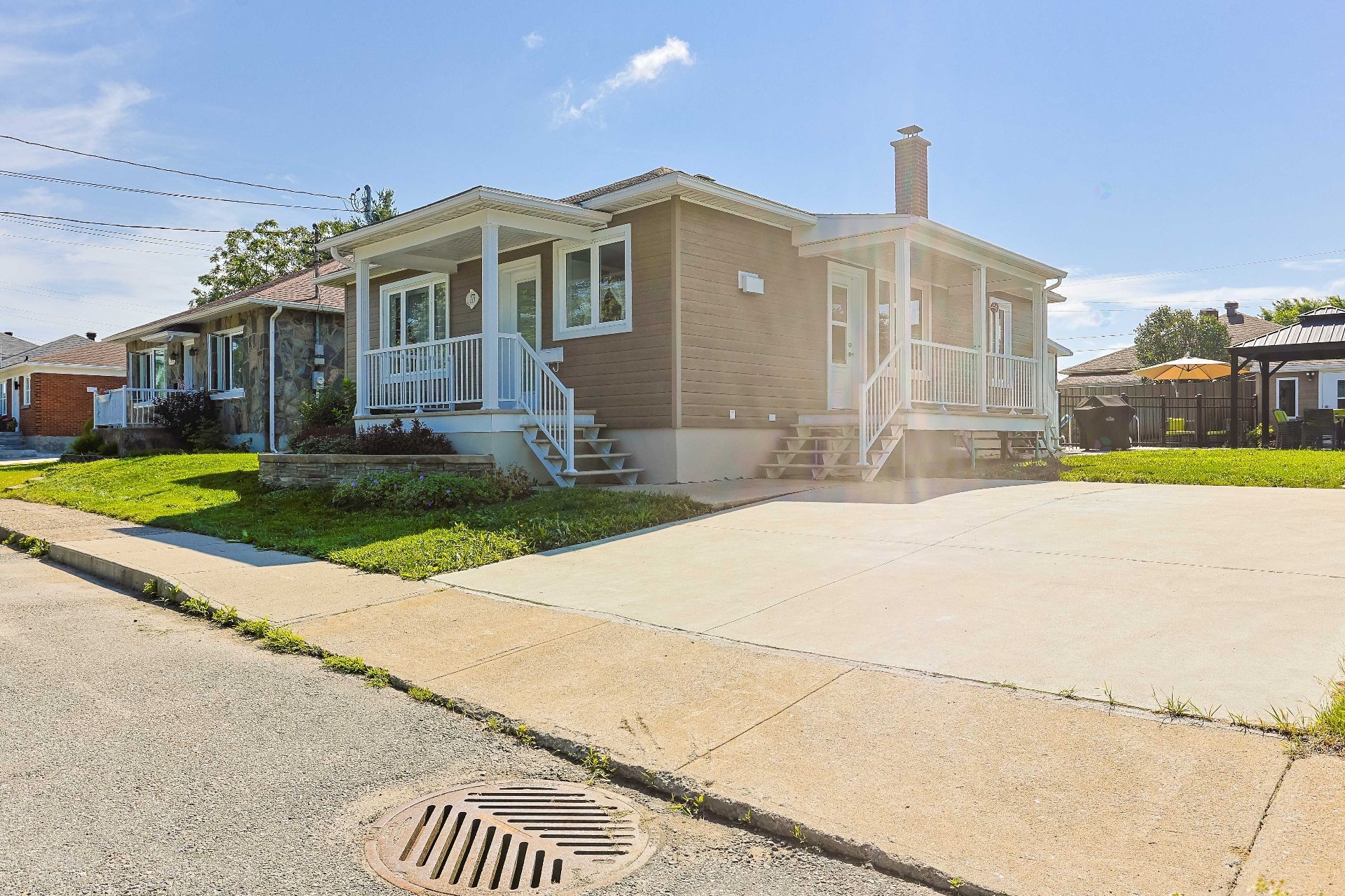 









175


121e Rue

,
Shawinigan,




QC
G9P3L3

