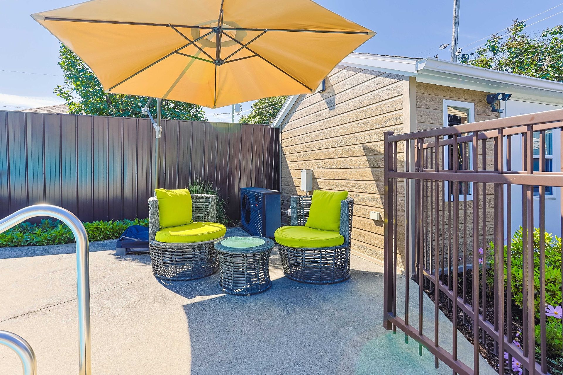 









175


121e Rue

,
Shawinigan,




QC
G9P3L3

