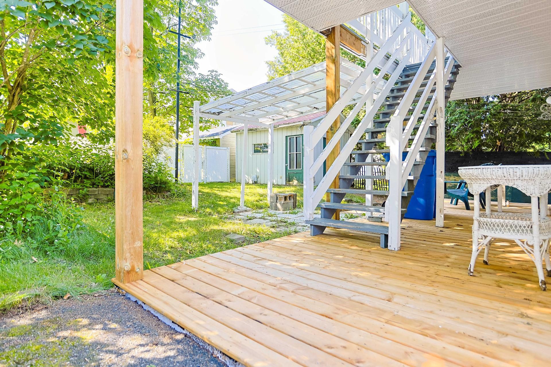 









357

 - 365


117e Rue

,
Shawinigan,




QC
G9P3B9

